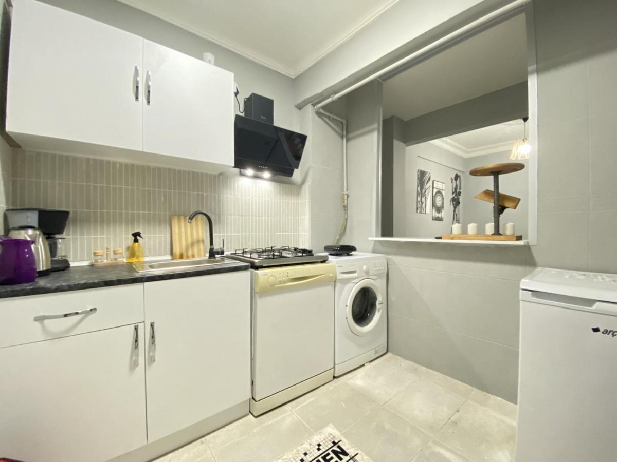 イスタンブールCharming Flat With Balcony In Sinanpasa Besiktasアパートメント エクステリア 写真