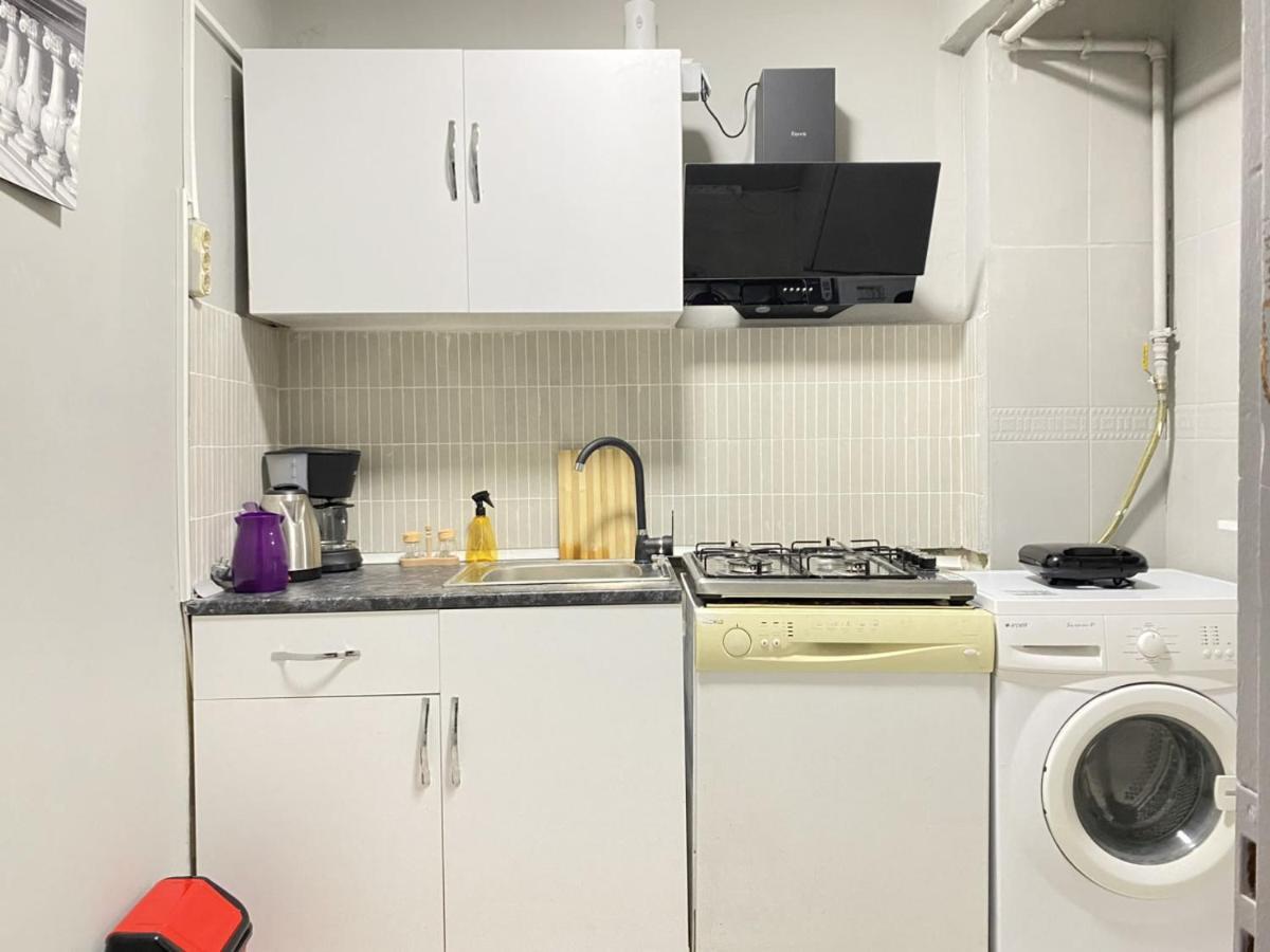 イスタンブールCharming Flat With Balcony In Sinanpasa Besiktasアパートメント エクステリア 写真